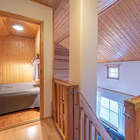 Levillas Myllyjoentie 5 B3 * Kittilä